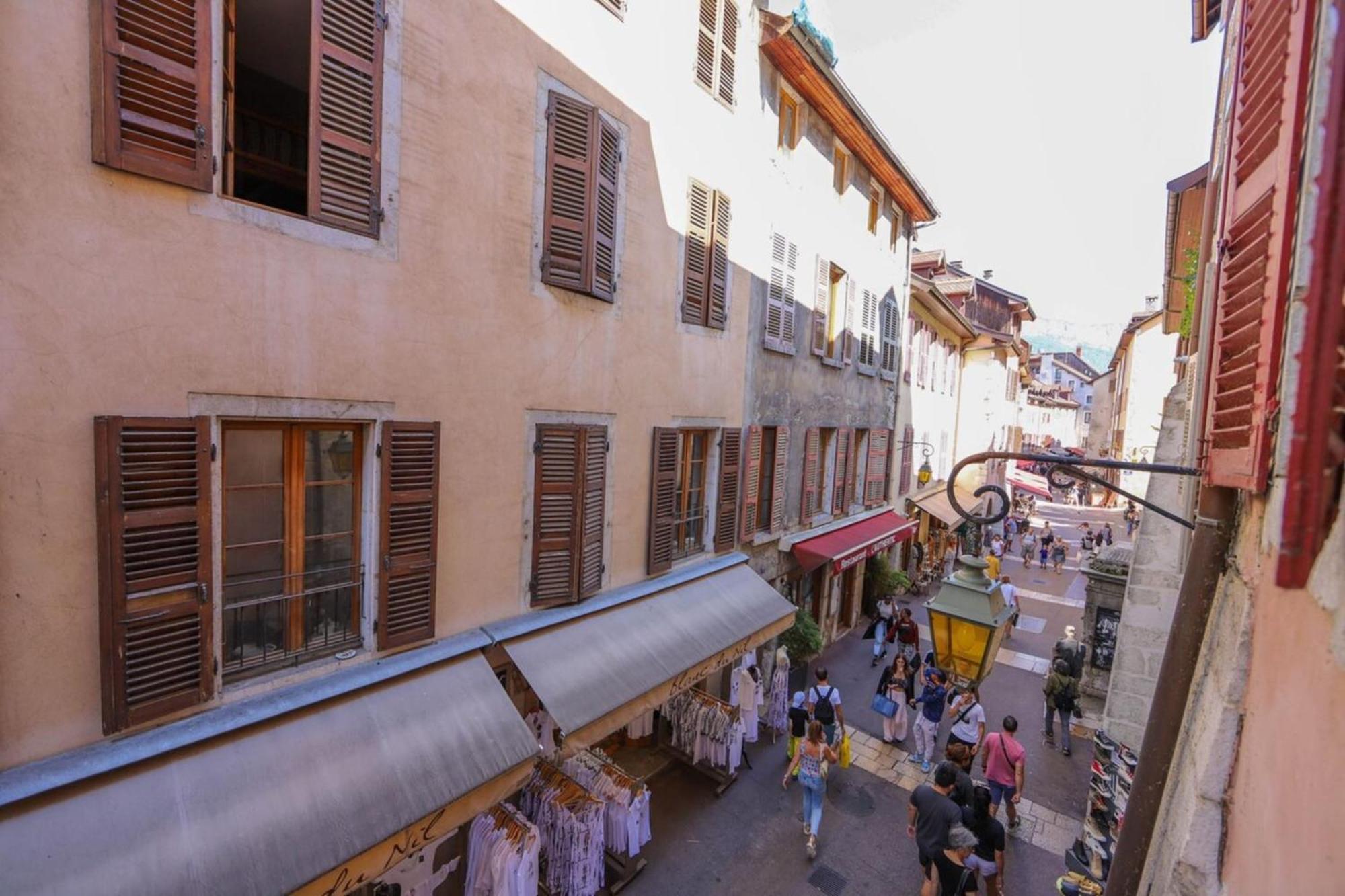 Ferienwohnung La Bulle Sereine - T2 Atypique En Centre Pieton Annecy Exterior foto